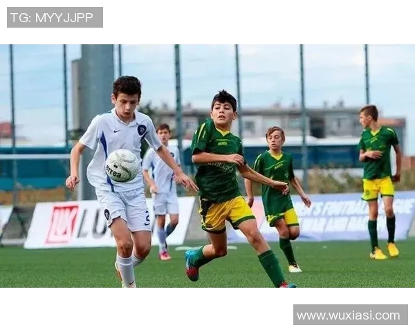 姓蒂的足球明星是谁他在球场上的表现如何影响了比赛和球队发展